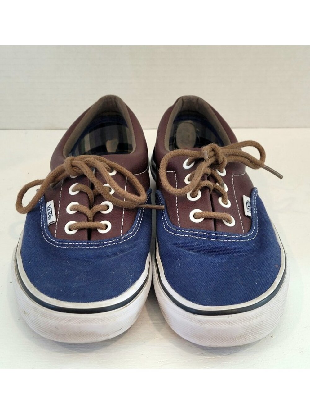 VANS Brigata Blue Leather Plaid Skate Shoes Sneakers Size Womens 7 or Mens 5.5